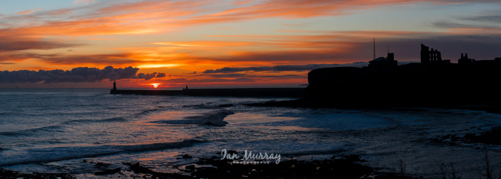 Tynemouth Pier, Tynemouth Priory and Castle
