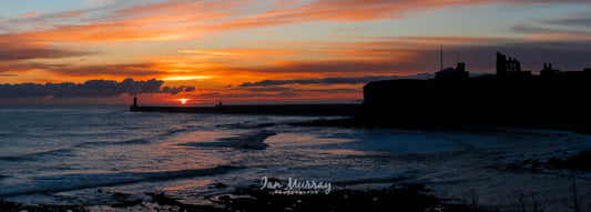Tynemouth Pier, Tynemouth Priory and Castle